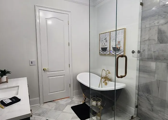 The Luxe Building- 2 Bedroom In Apartamento