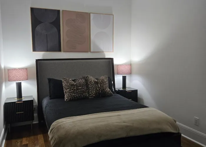 The Luxe Building- 2 Bedroom In *